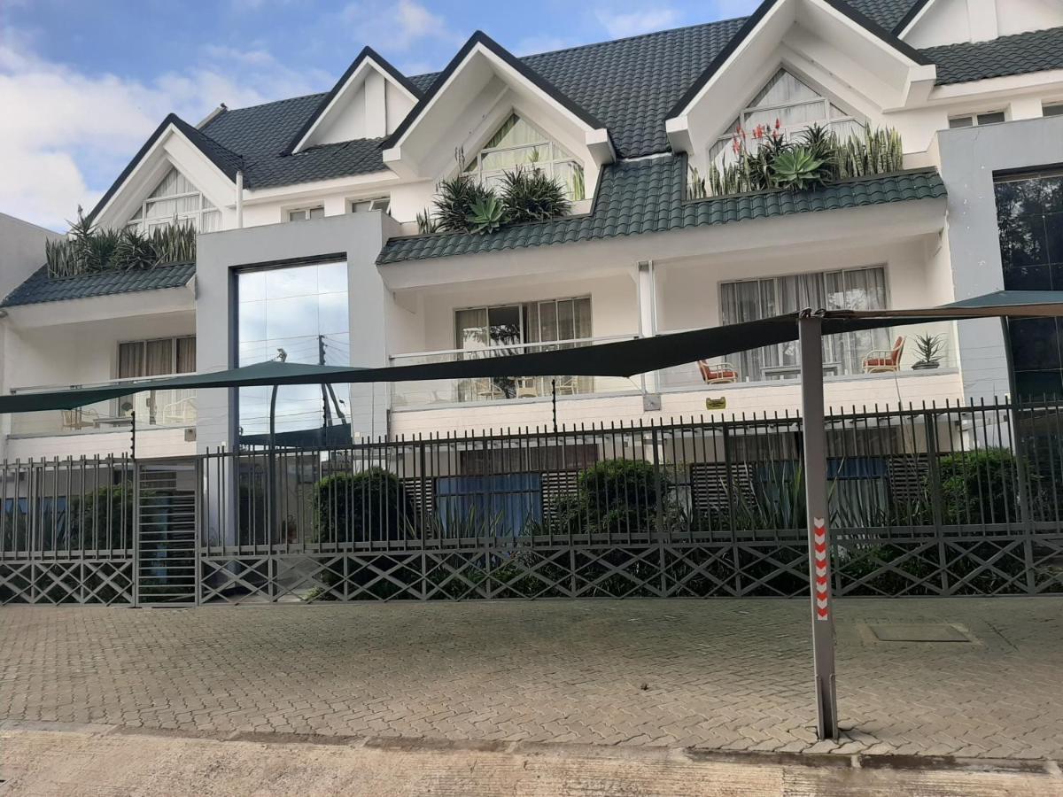 D2W Residency Suites Syokimau Eksteriør billede